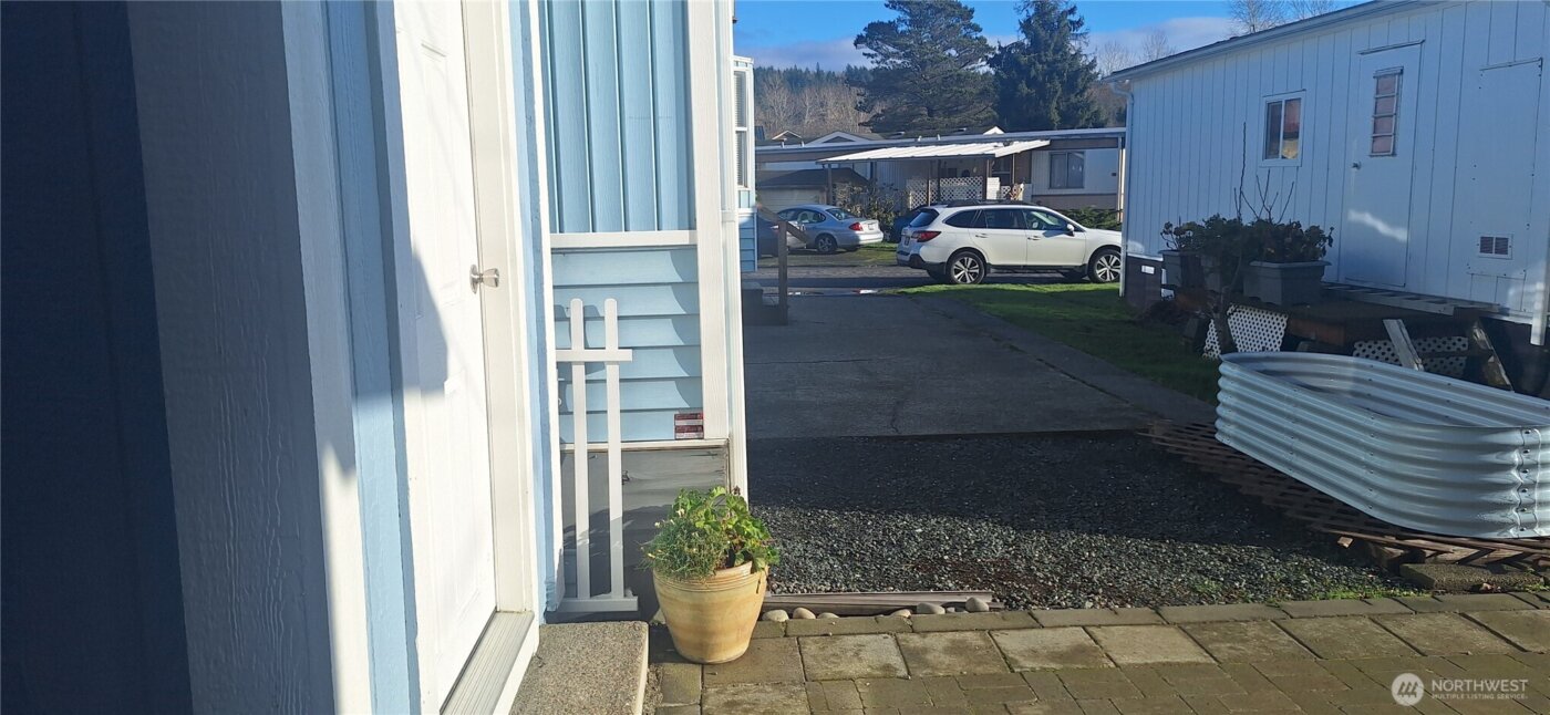 2400 DONOVAN Avenue #16, Bellingham, WA 98225