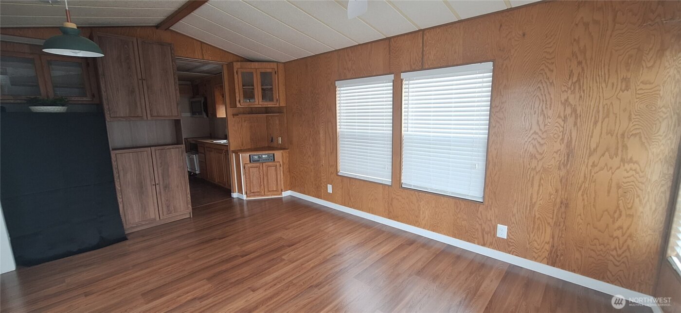 2400 DONOVAN Avenue #16, Bellingham, WA 98225