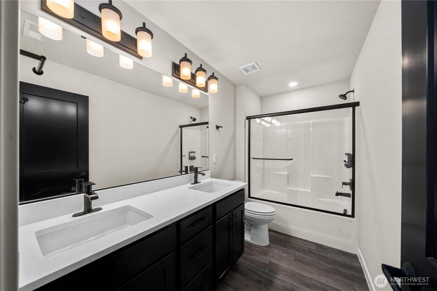 33260 Glacier Avenue SE, Black Diamond, WA 98010