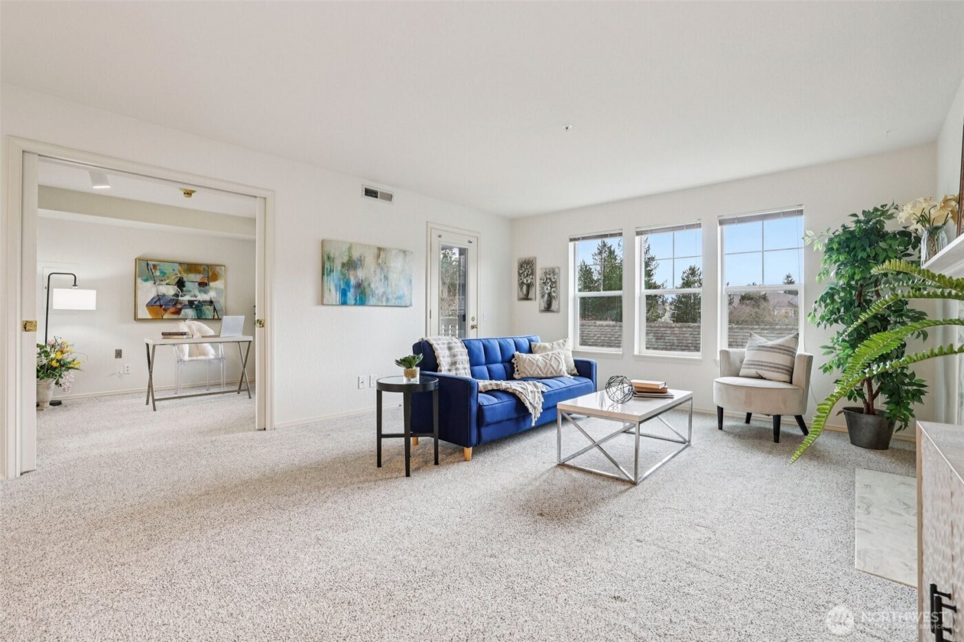 3935 226th Place SE #207, Issaquah, WA 98029