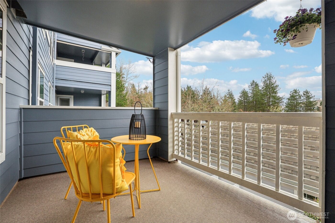 3935 226th Place SE #207, Issaquah, WA 98029