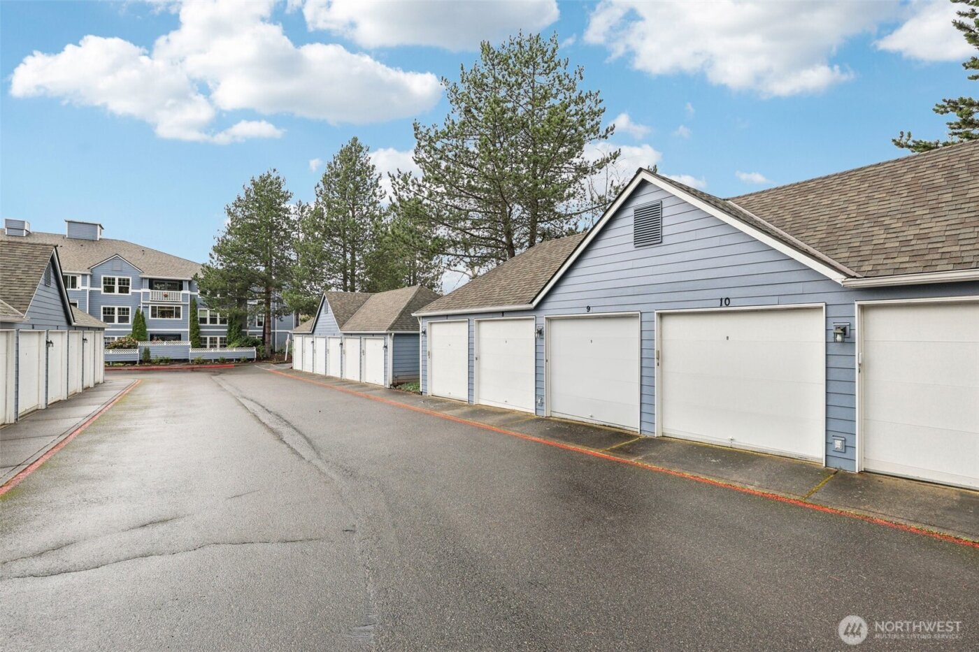 3935 226th Place SE #207, Issaquah, WA 98029