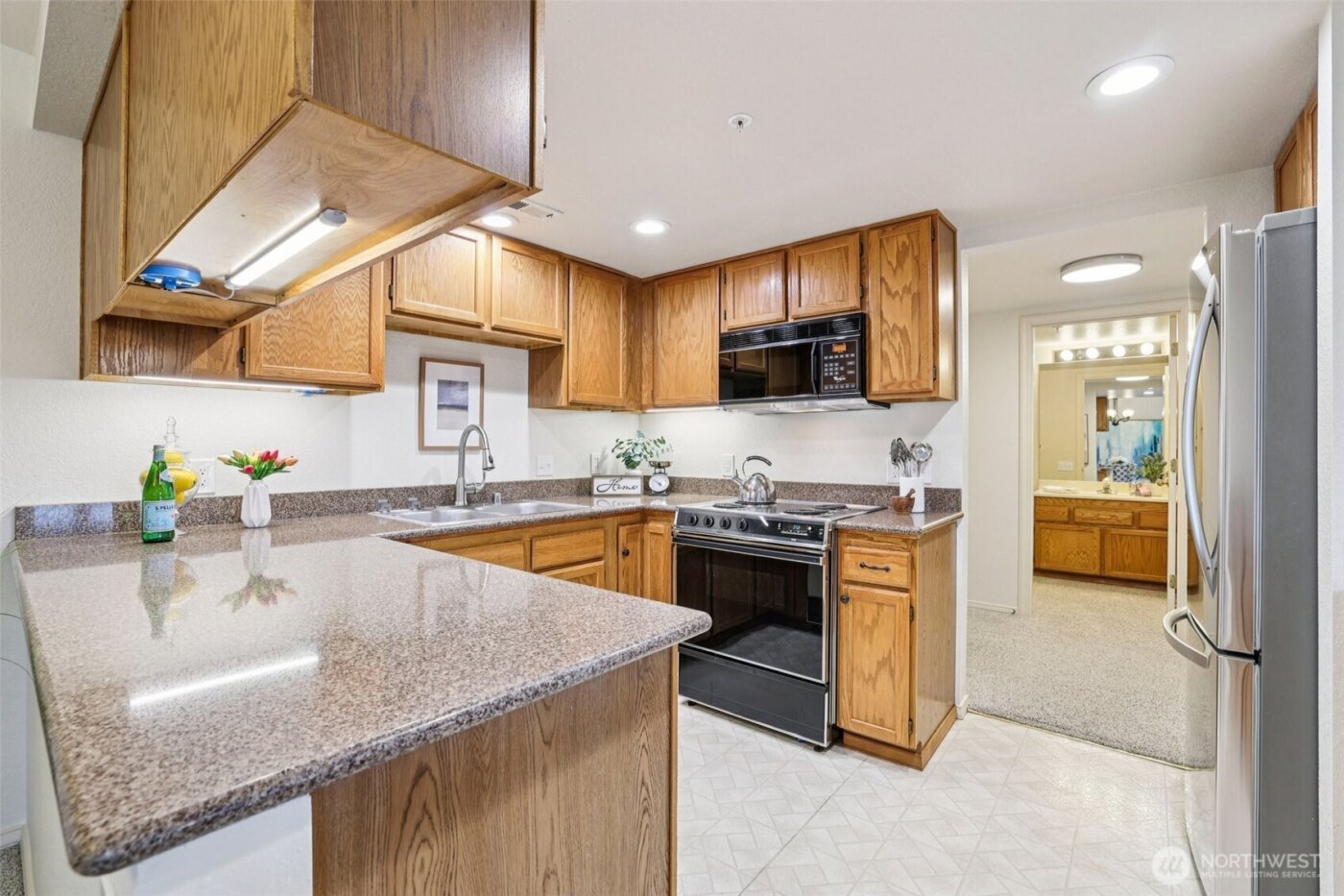 3935 226th Place SE #207, Issaquah, WA 98029