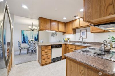 3935 226th Place SE #207, Issaquah, WA 98029 - Photo 6