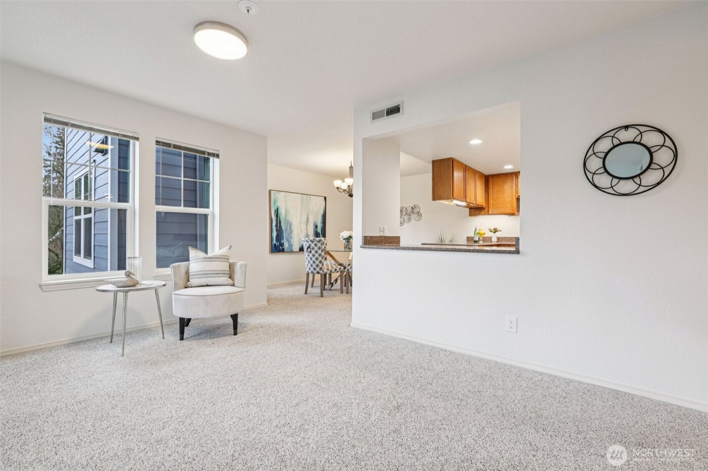 3935 226th Place SE #207, Issaquah, WA 98029