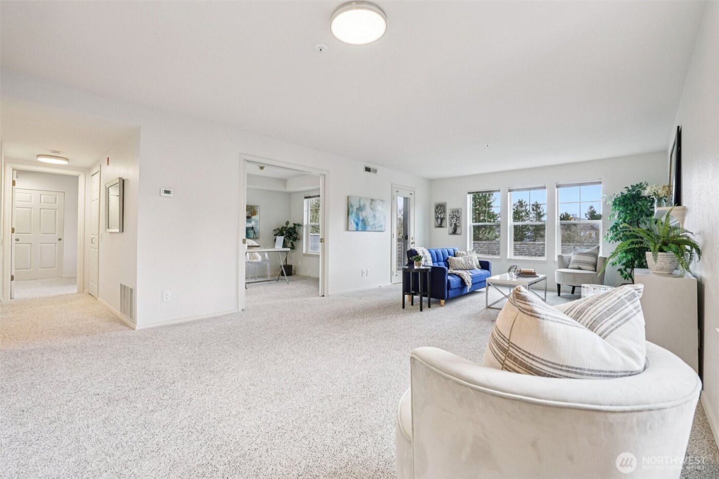 3935 226th Place SE #207, Issaquah, WA 98029