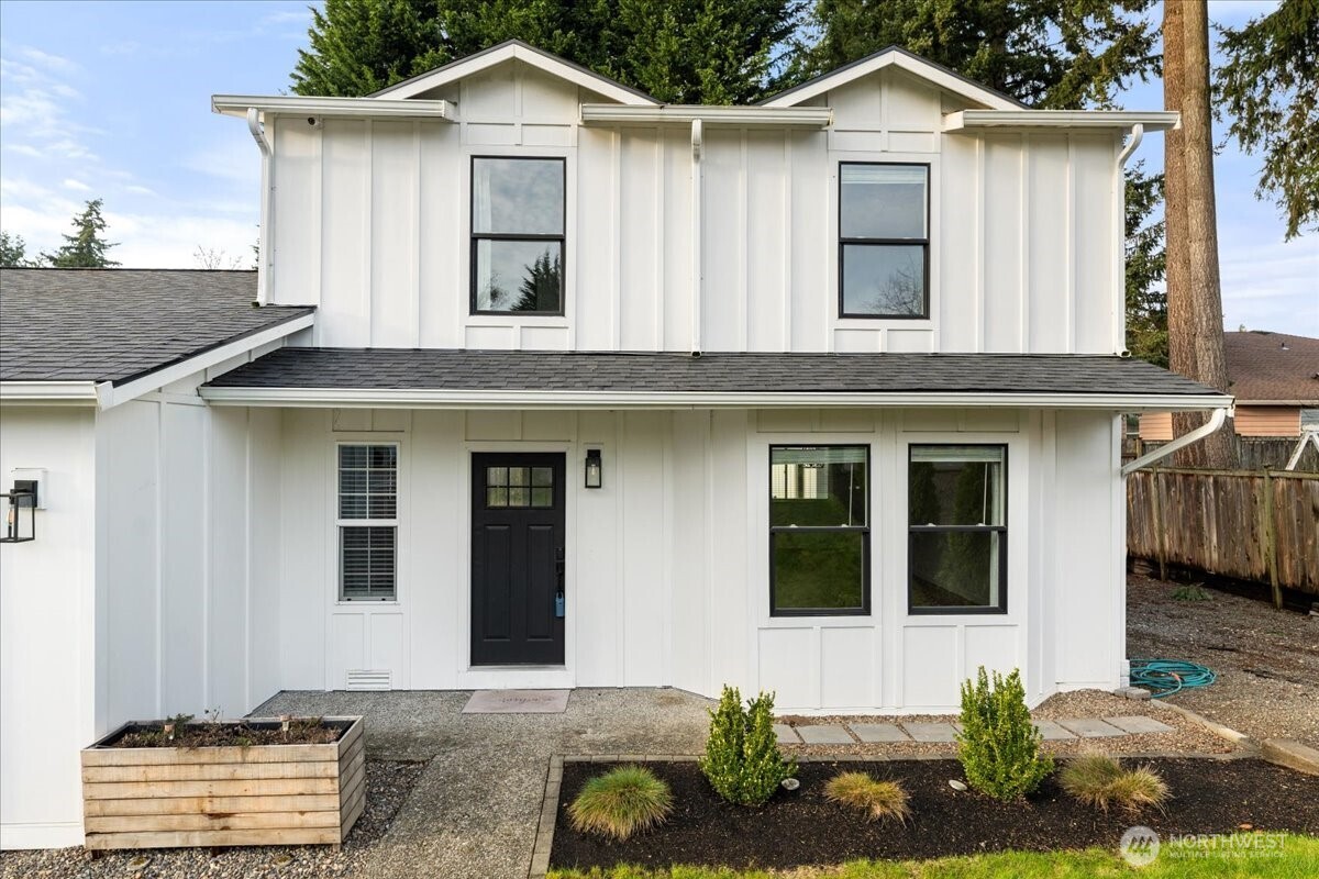 12324 SE 223rd Drive , Kent, WA 98031