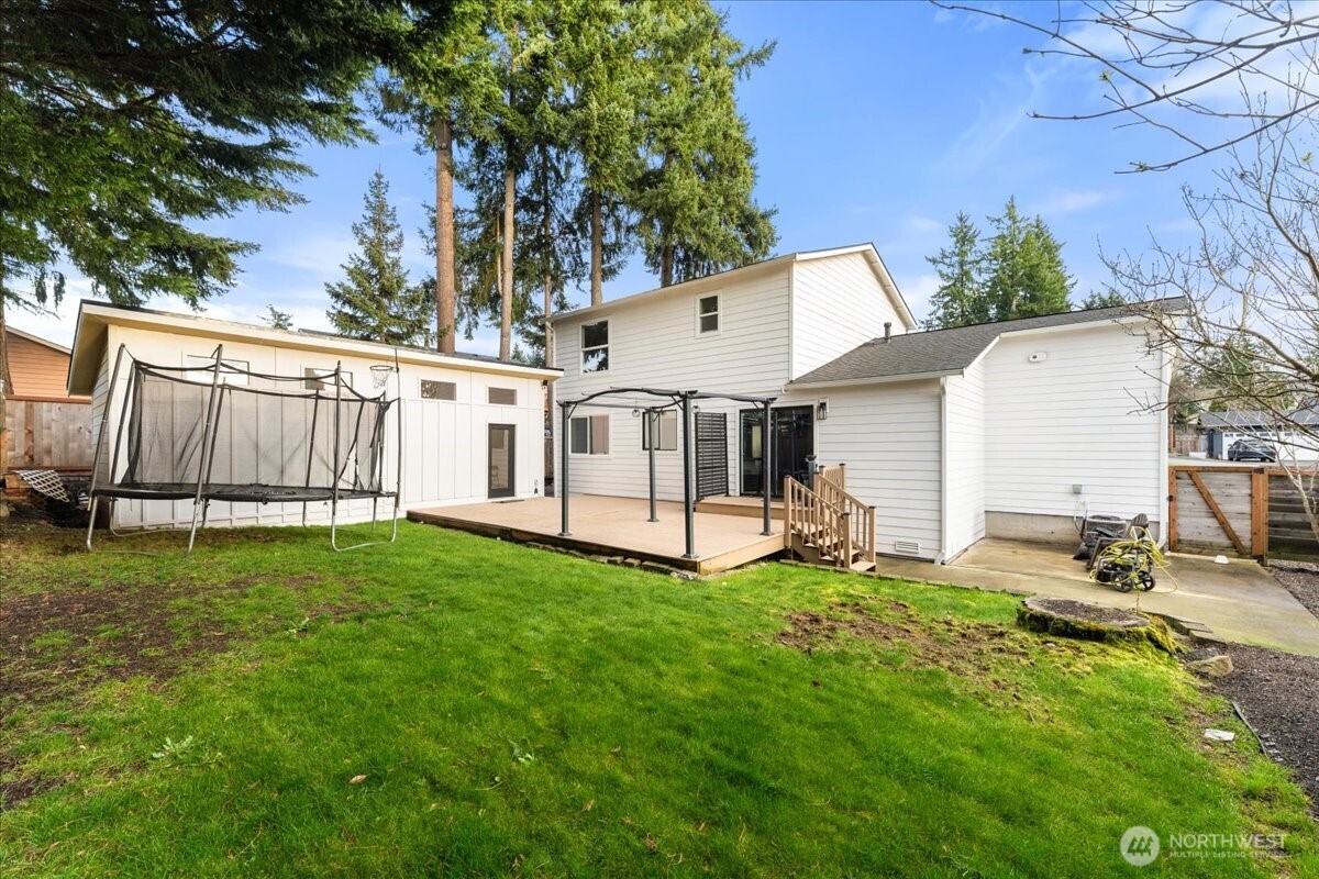 12324 SE 223rd Drive , Kent, WA 98031