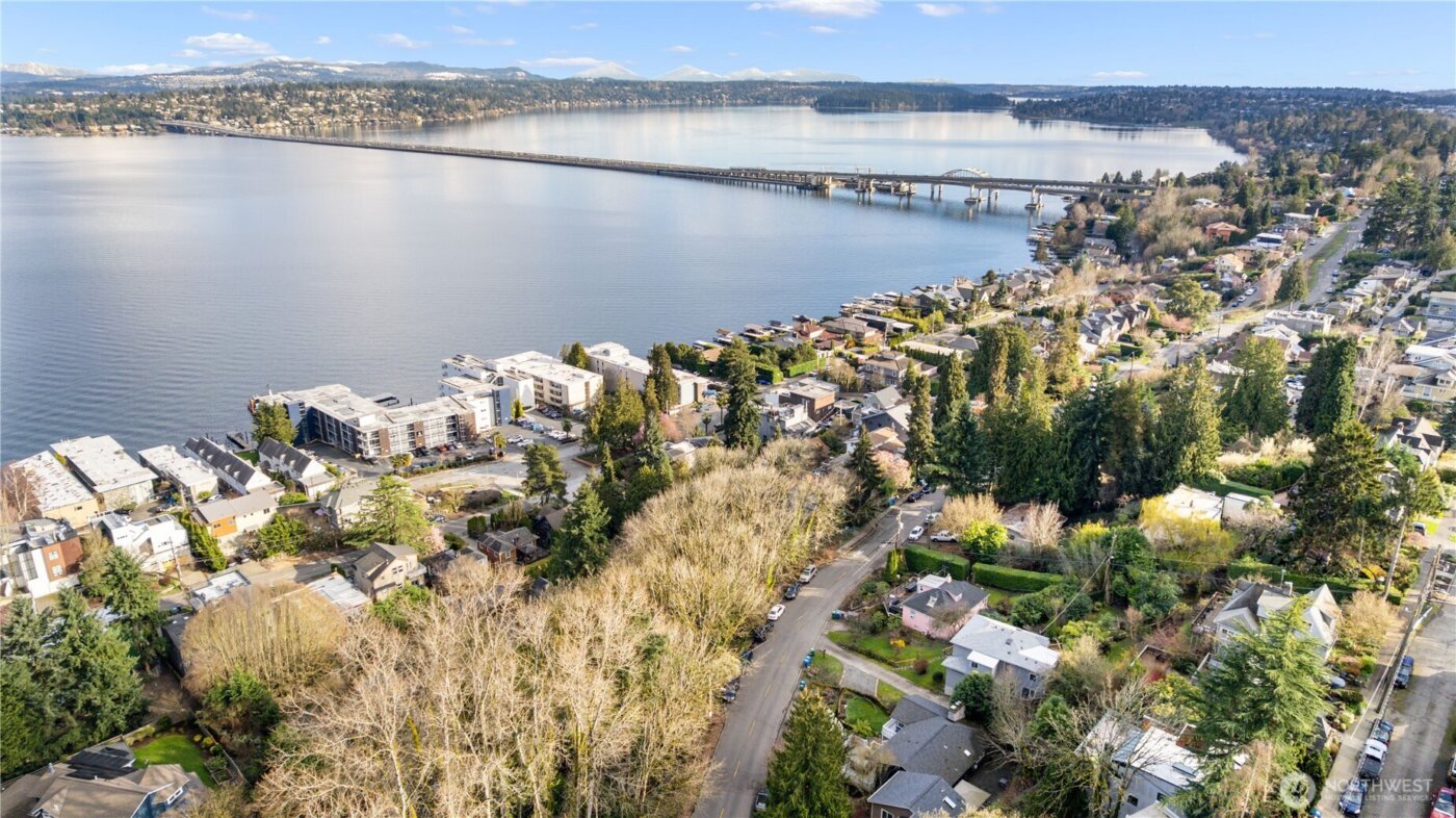 3312 S Lane Street , Seattle, WA 98144