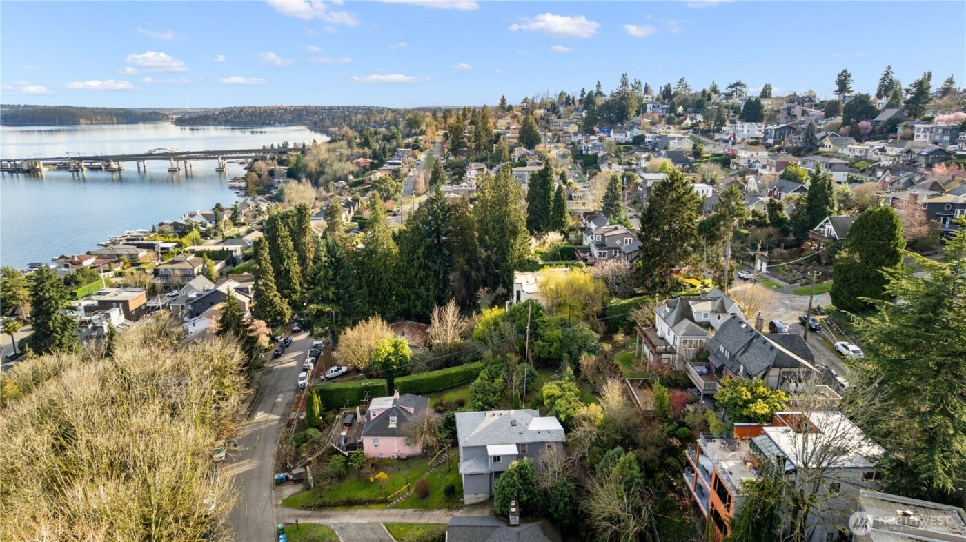 3312 S Lane Street , Seattle, WA 98144