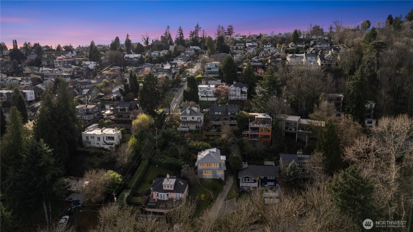 3312 S Lane Street , Seattle, WA 98144