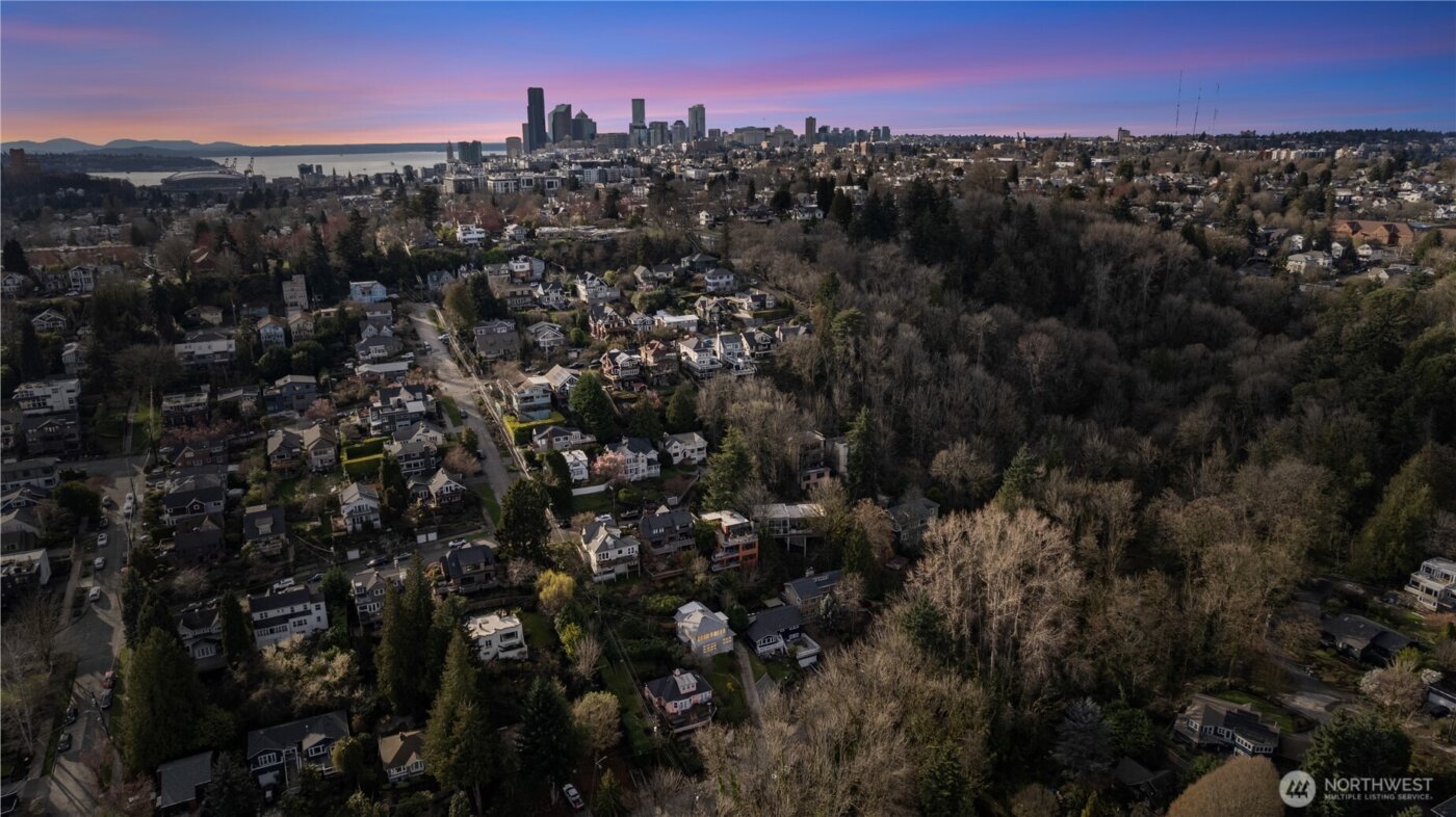 3312 S Lane Street , Seattle, WA 98144