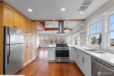 3312 S Lane Street , Seattle, WA 98144 - Photo 4