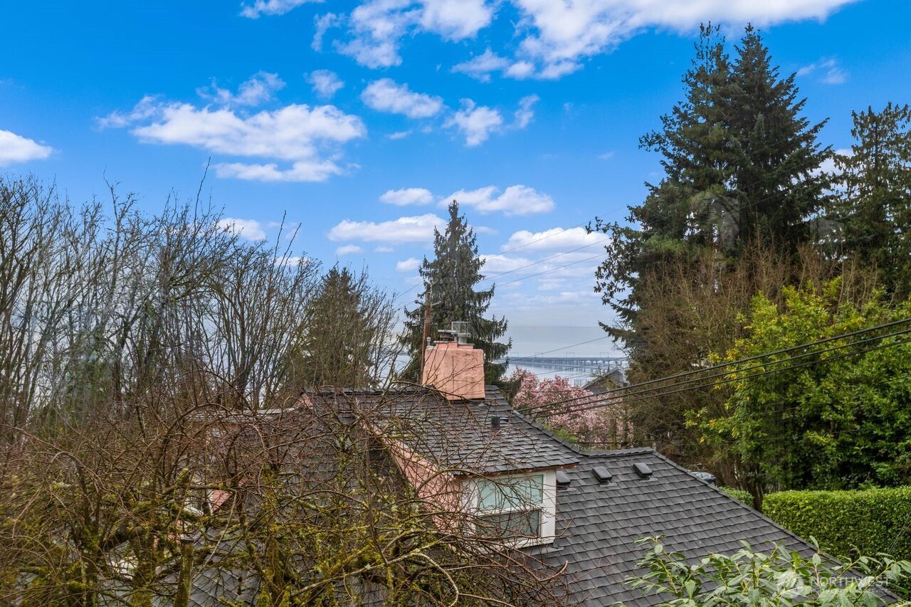 3312 S Lane Street , Seattle, WA 98144