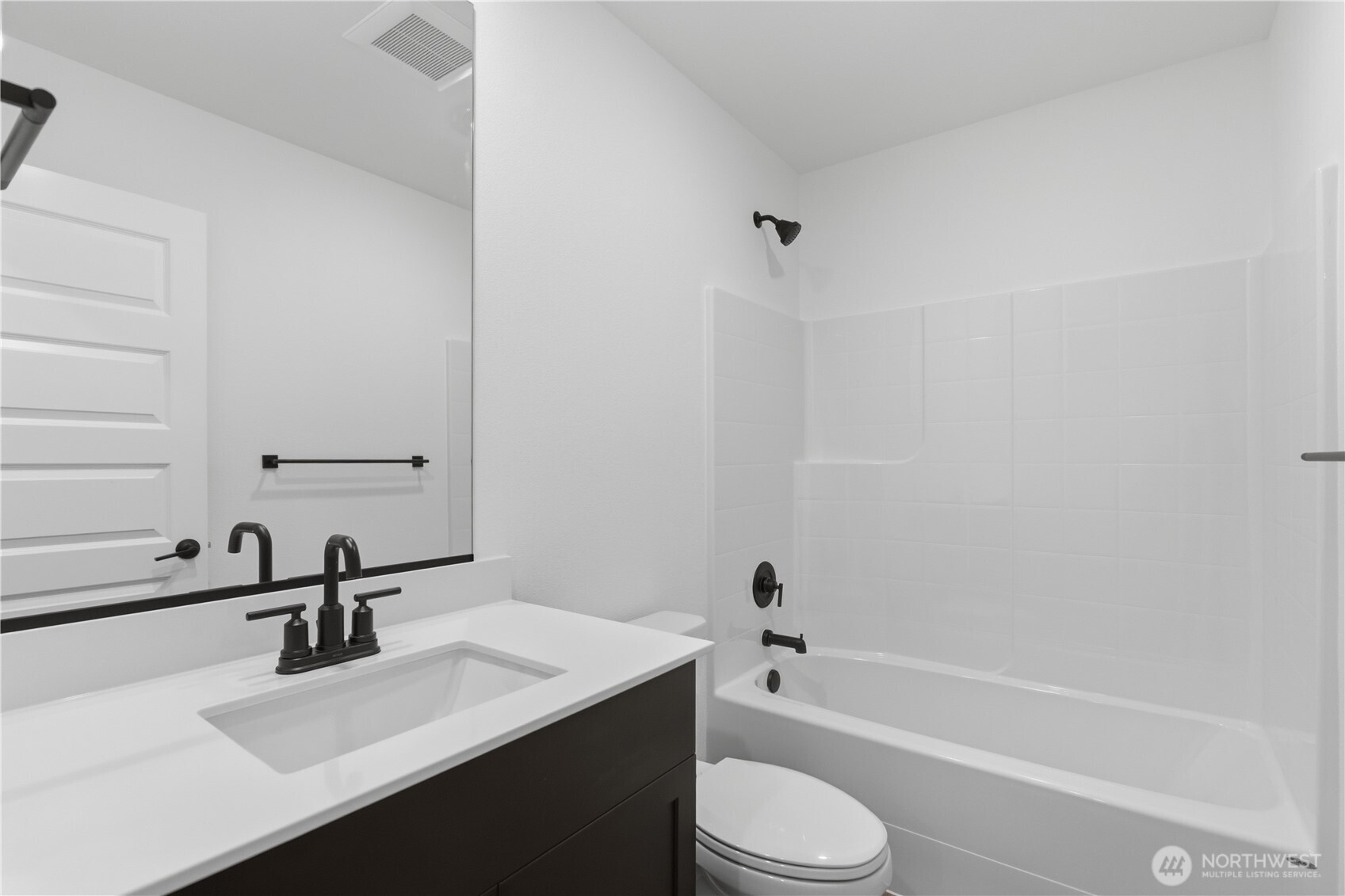 579 Silver Frost Drive , Sequim, WA 98382