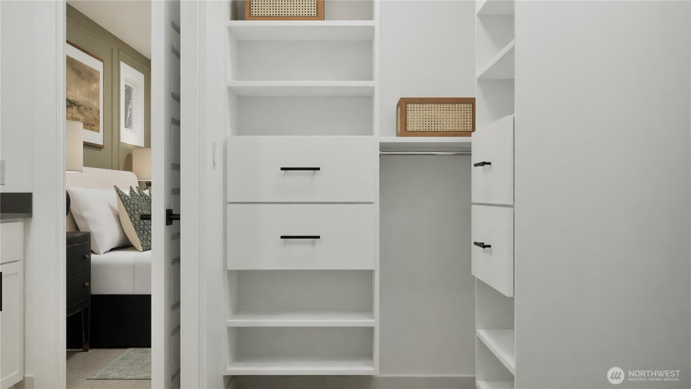 579 Silver Frost Drive , Sequim, WA 98382