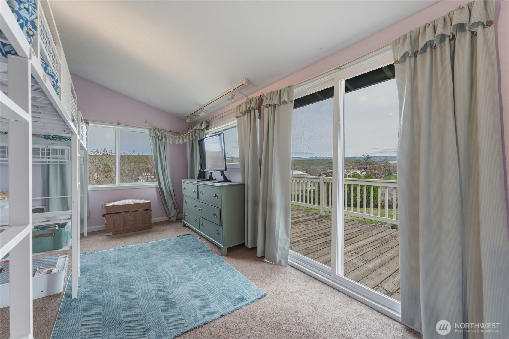 1325 College Street , Milton-Freewater, OR 97862