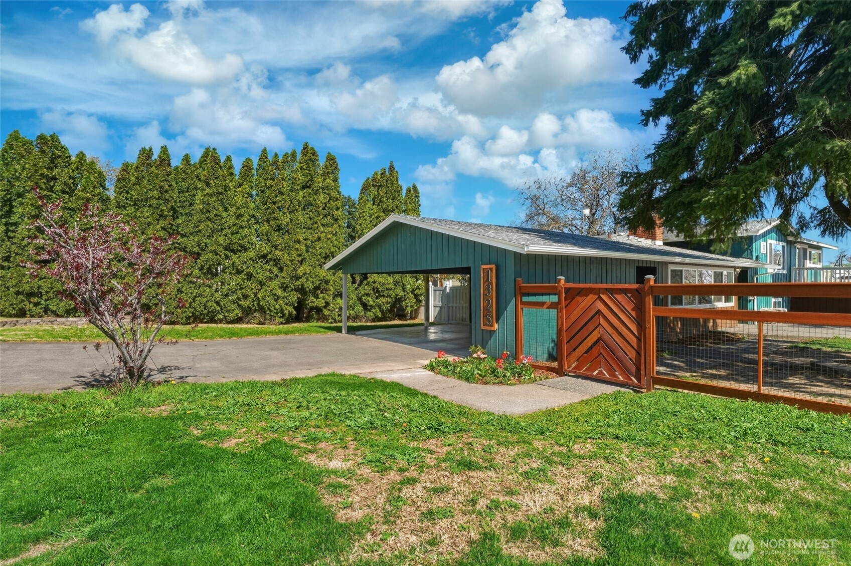 1325 College Street , Milton-Freewater, OR 97862