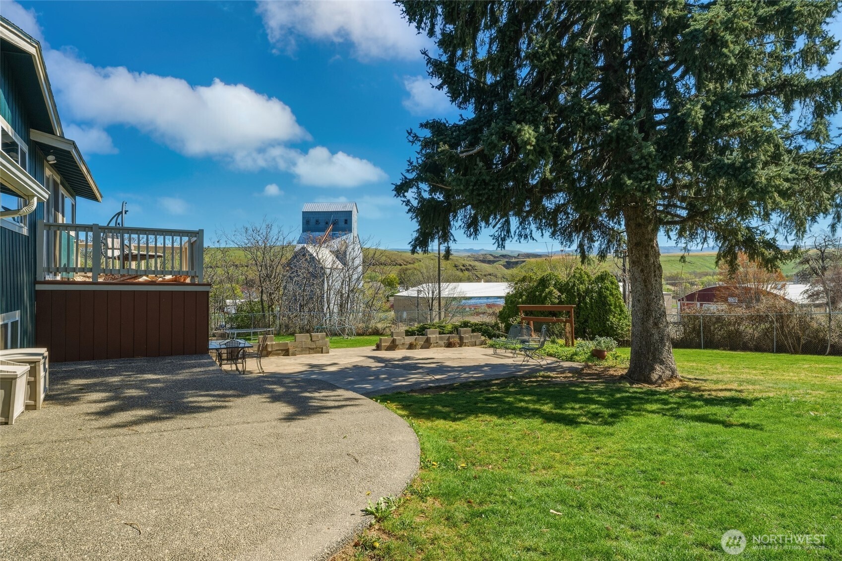 1325 College Street , Milton-Freewater, OR 97862