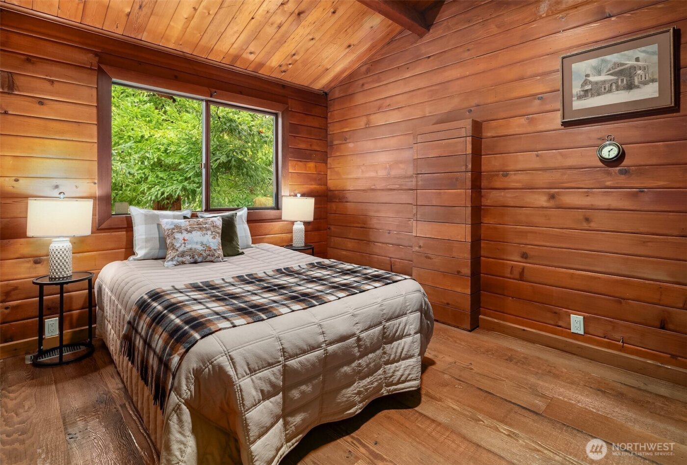 8121 SW 222nd Place , Vashon, WA 98070