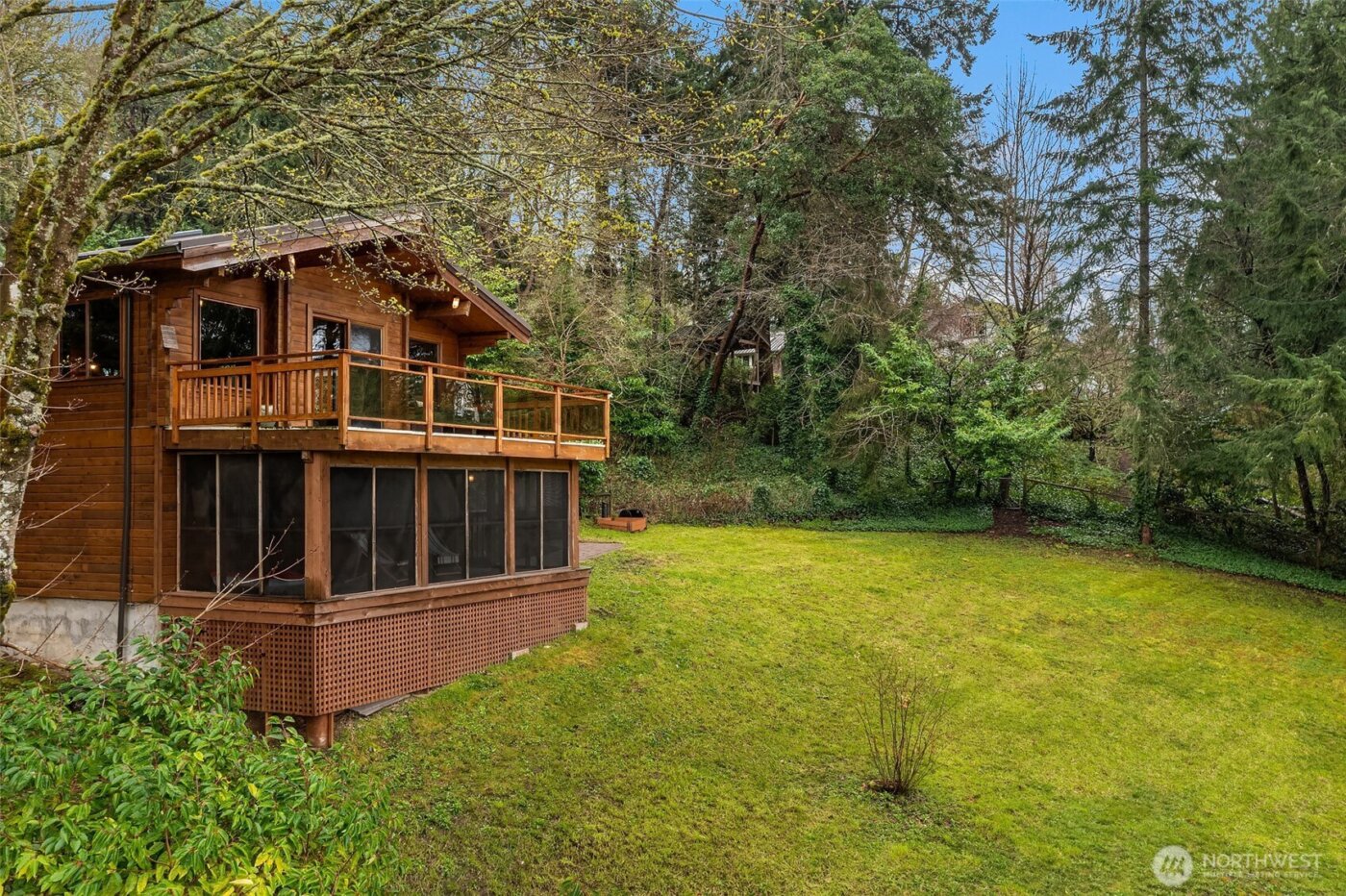 8121 SW 222nd Place , Vashon, WA 98070