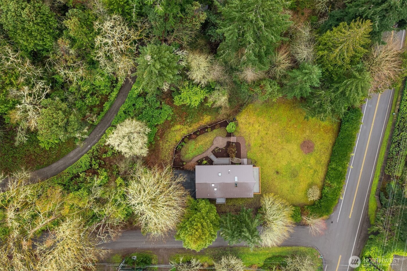 8121 SW 222nd Place , Vashon, WA 98070