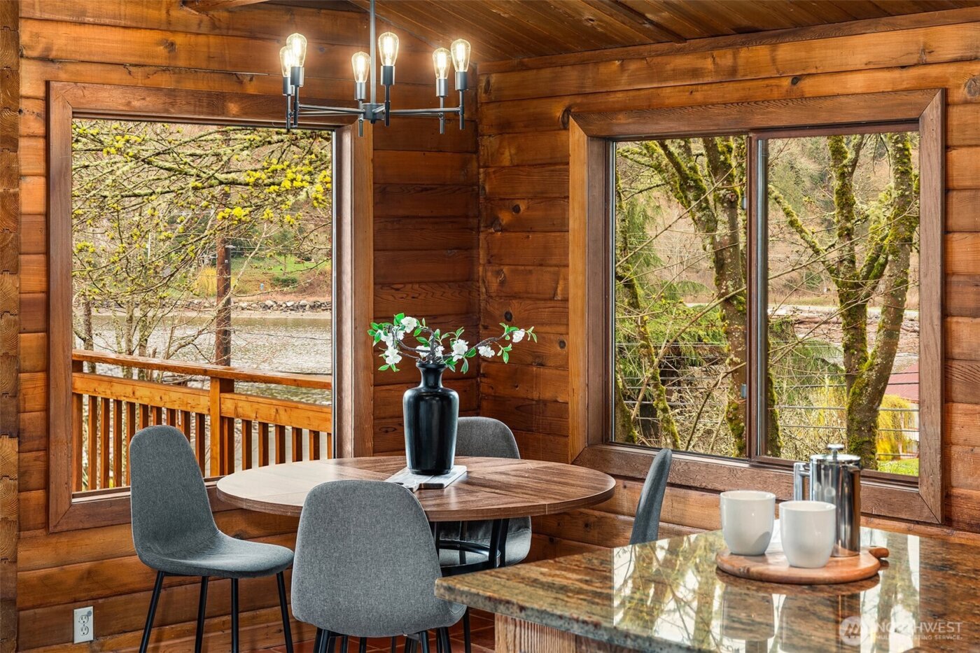 8121 SW 222nd Place , Vashon, WA 98070