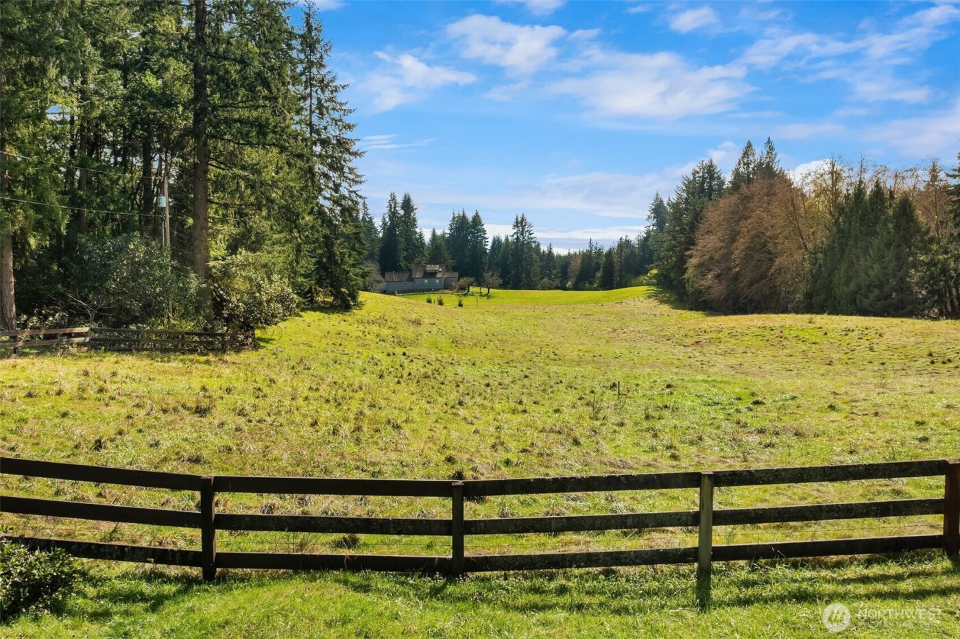 22 Old Mill Road SW, Vashon, WA 98070