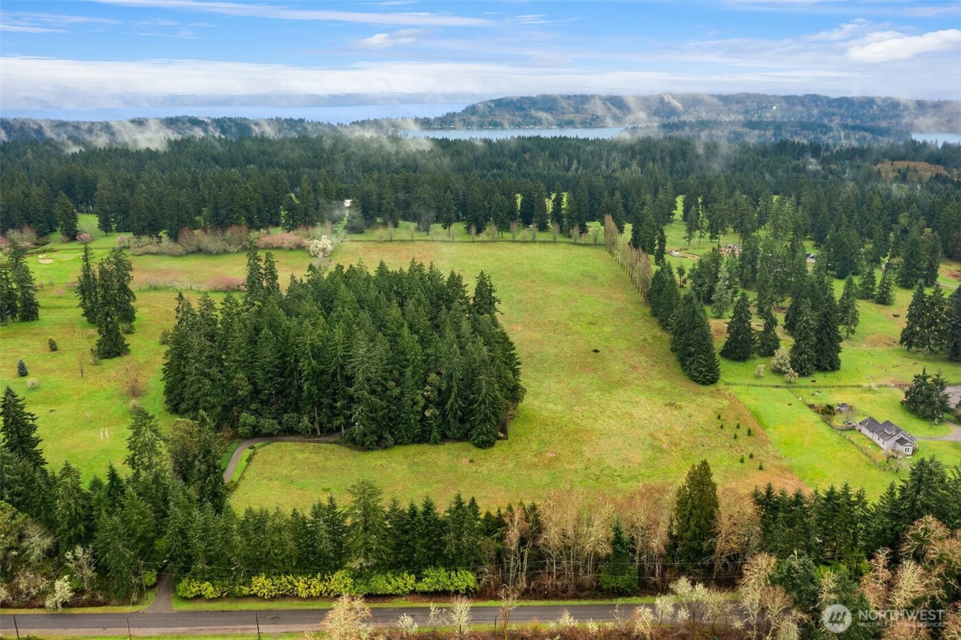 22 Old Mill Road SW, Vashon, WA 98070