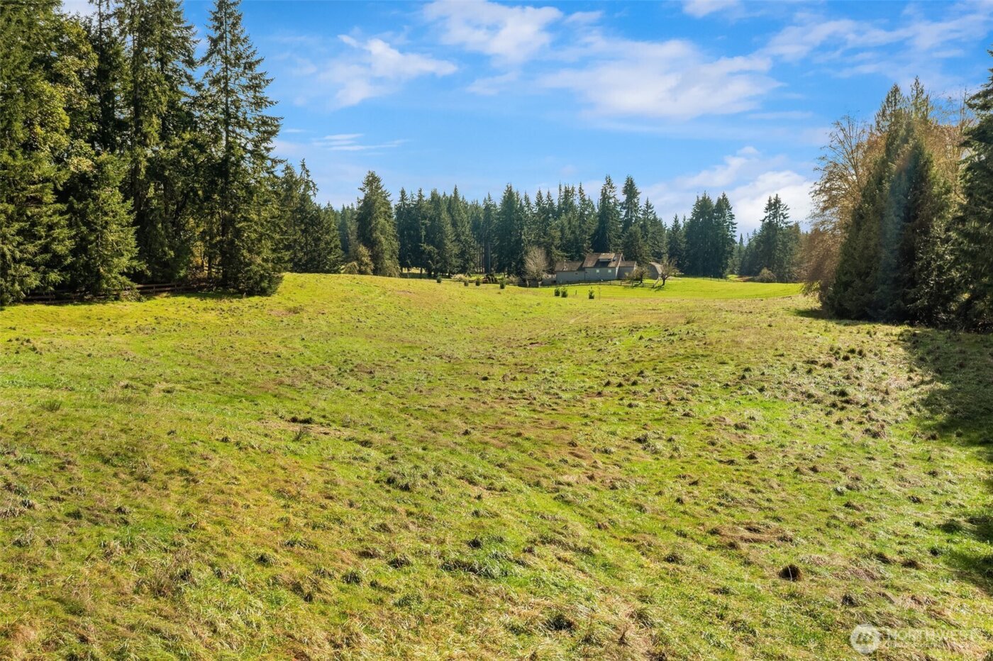 22 Old Mill Road SW, Vashon, WA 98070