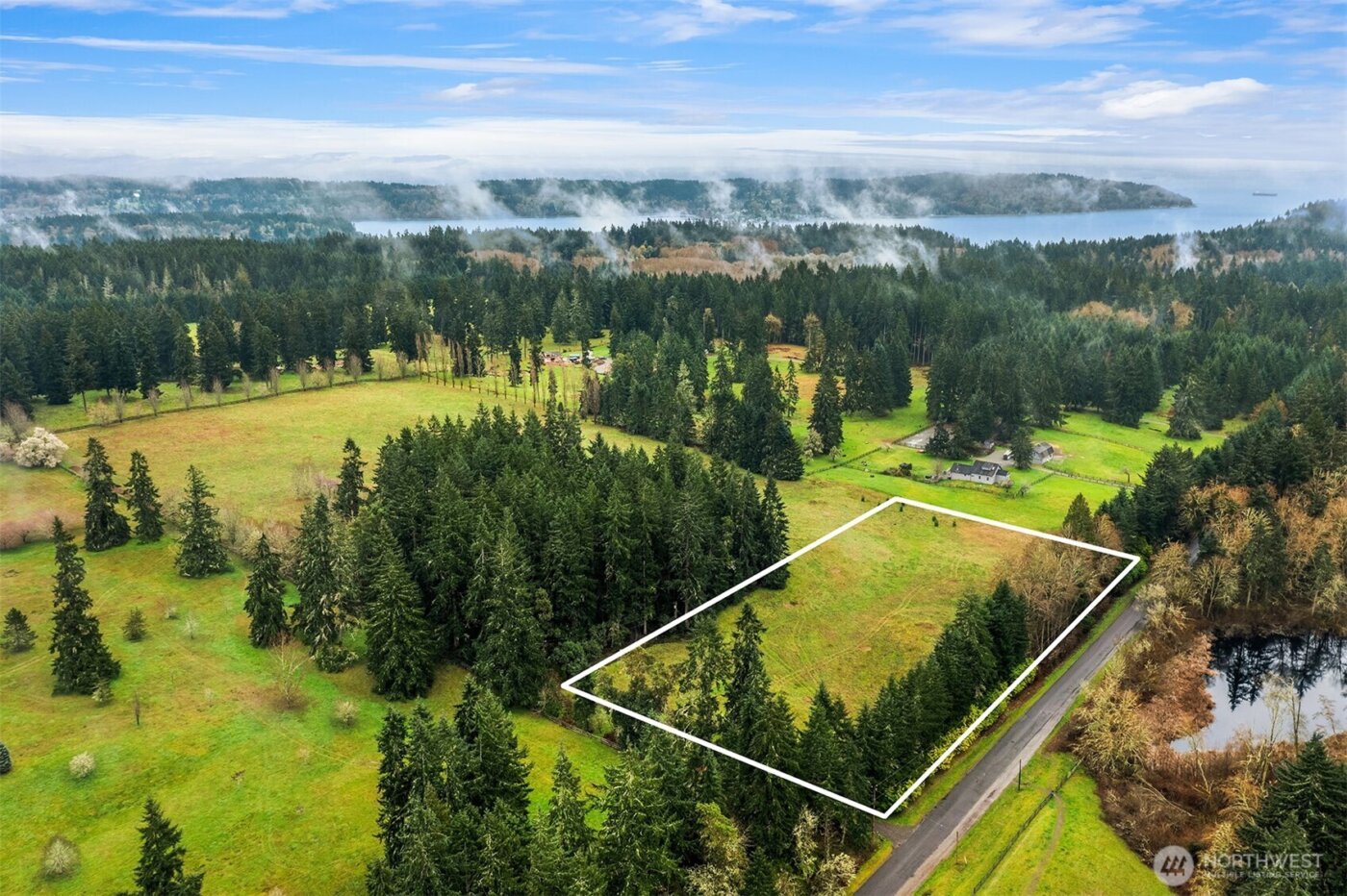 22 Old Mill Road SW, Vashon, WA 98070