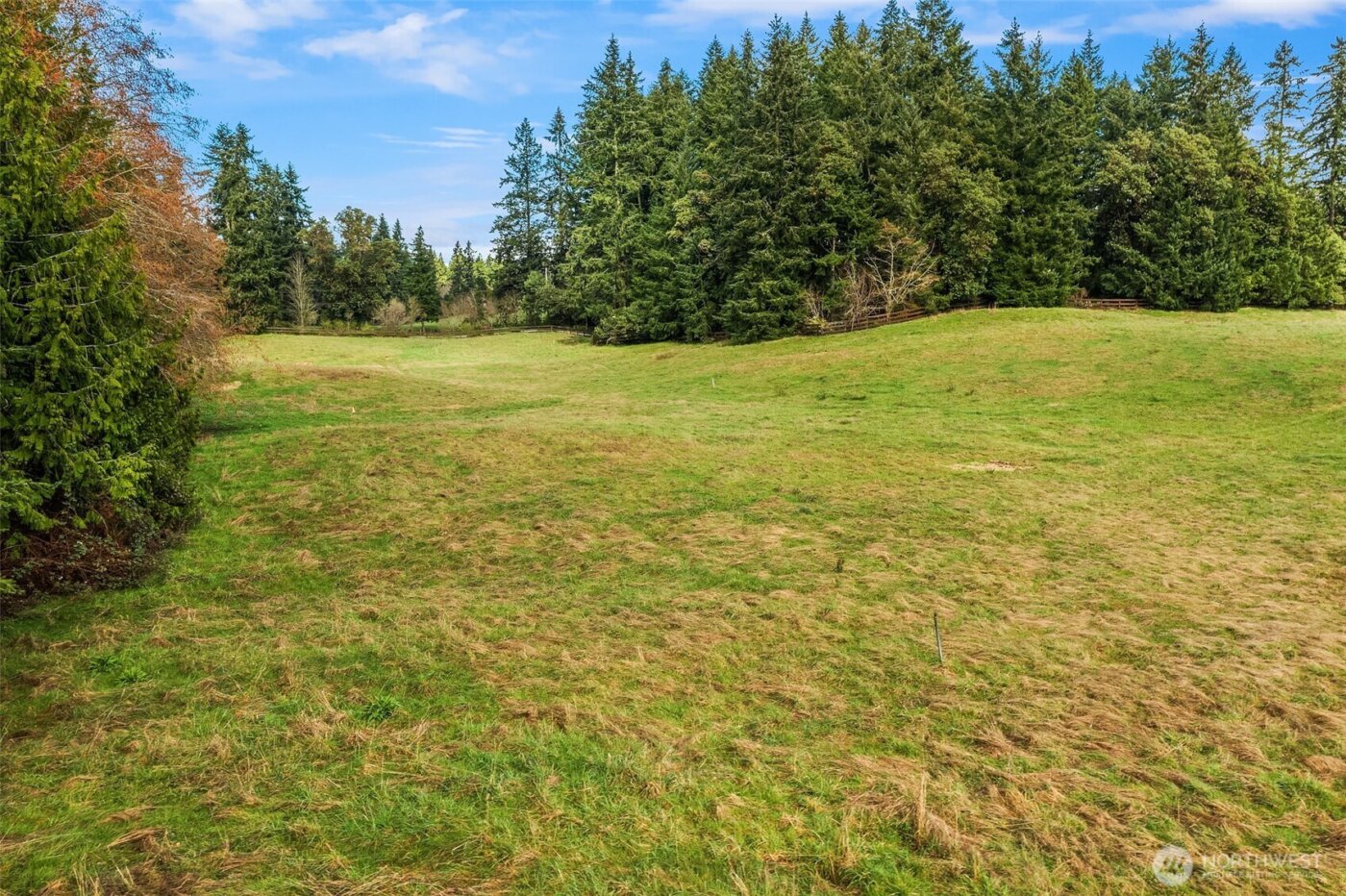 22 Old Mill Road SW, Vashon, WA 98070