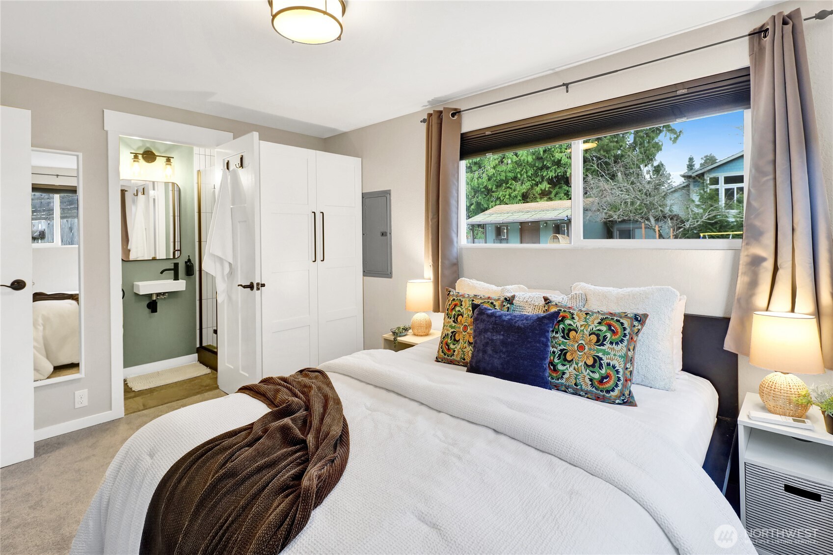 3855 Fraser Street , Bellingham, WA 98229