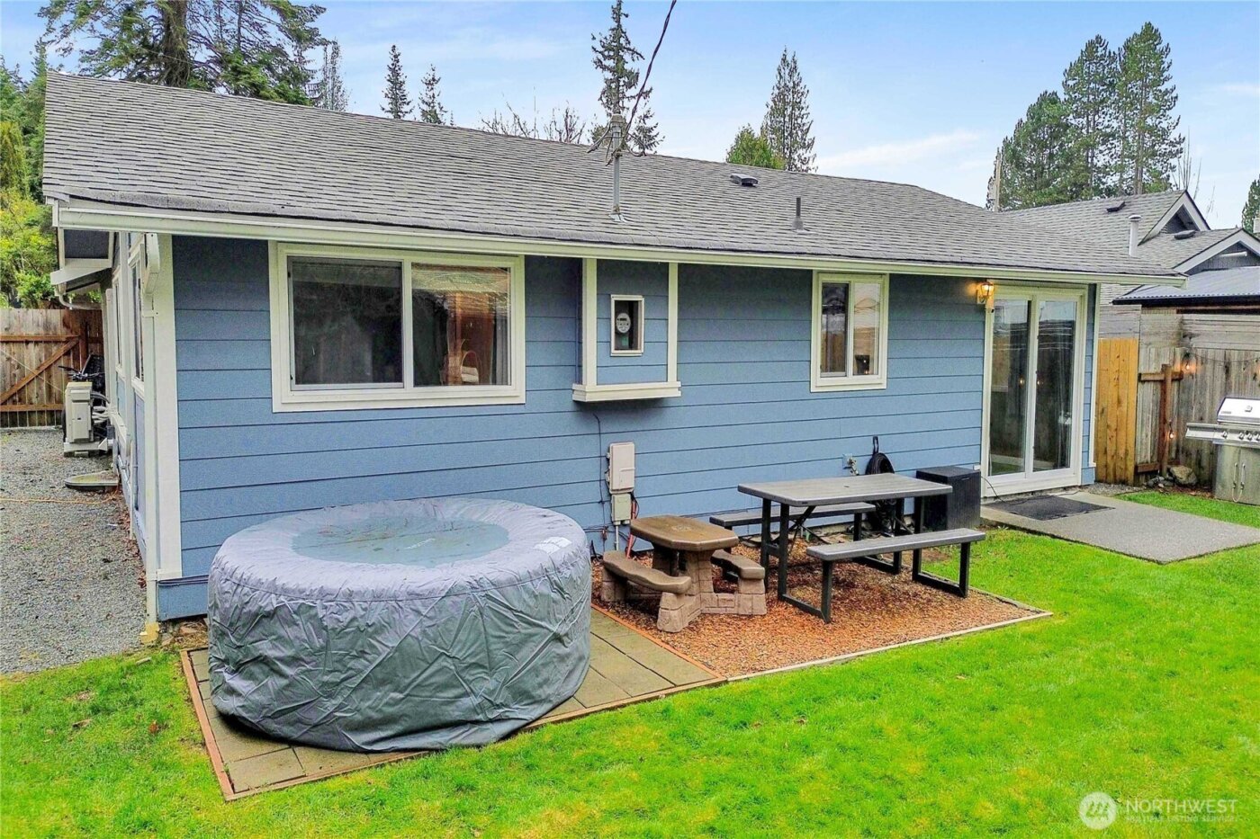 3855 Fraser Street , Bellingham, WA 98229