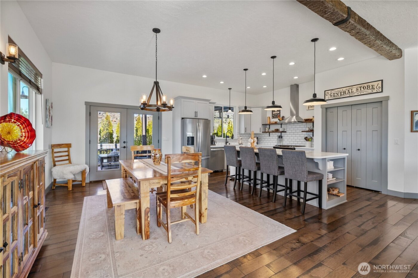 714 Sunset Boulevard SW, Mattawa, WA 99349