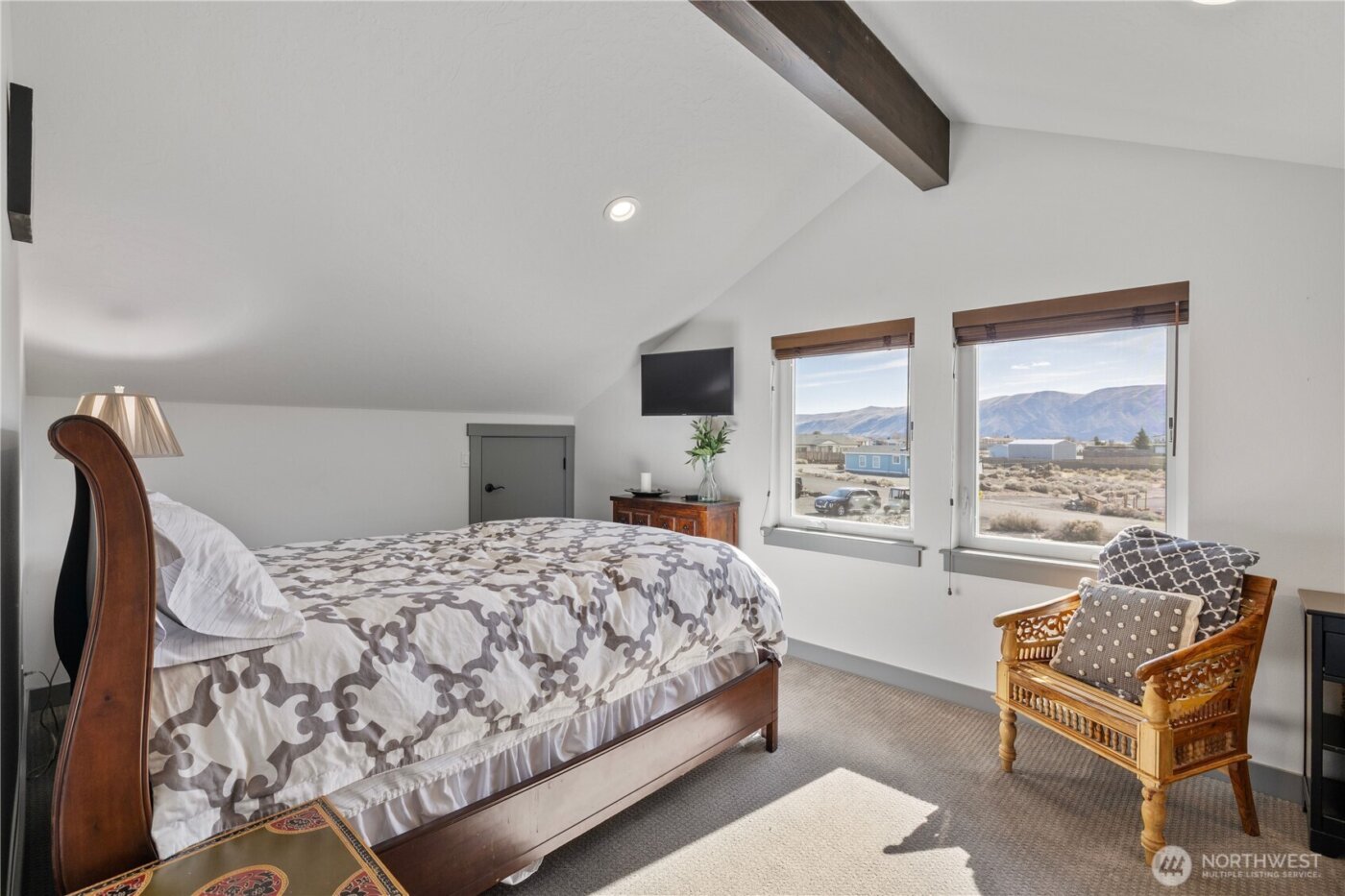 714 Sunset Boulevard SW, Mattawa, WA 99349