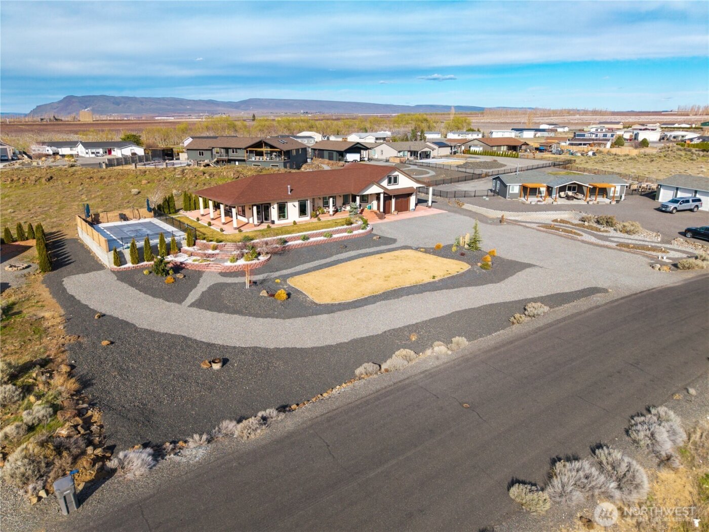 714 Sunset Boulevard SW, Mattawa, WA 99349
