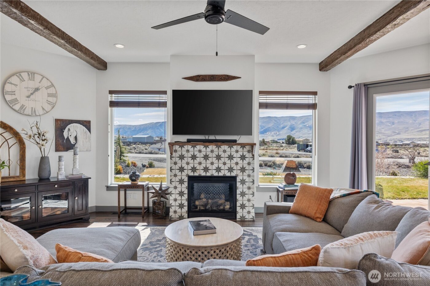 714 Sunset Boulevard SW, Mattawa, WA 99349