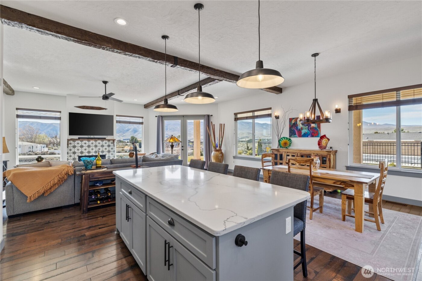714 Sunset Boulevard SW, Mattawa, WA 99349