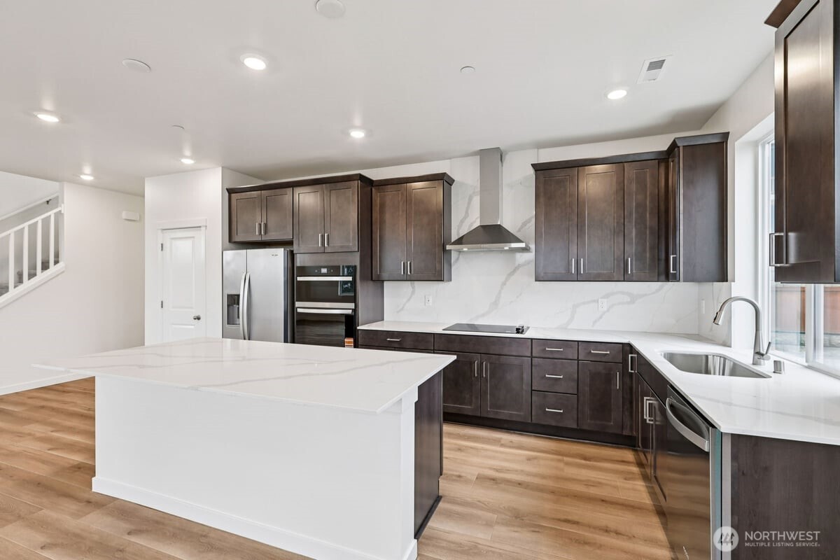 10304 6th Place SE #SW 13, Lake Stevens, WA 98258