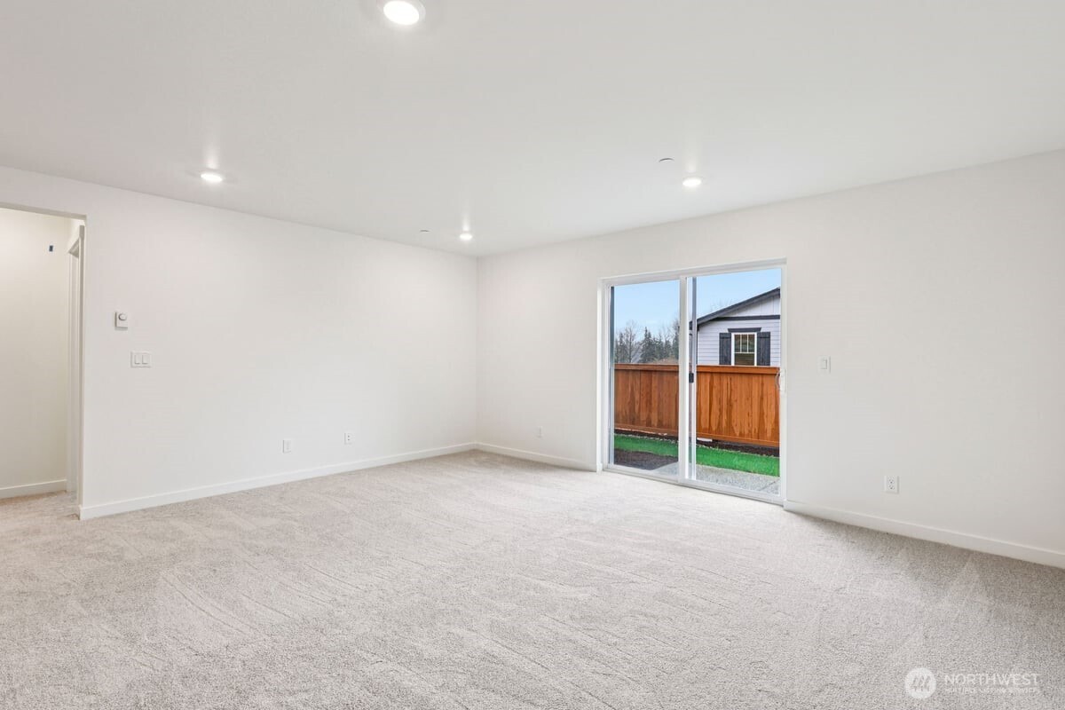 10304 6th Place SE #SW 13, Lake Stevens, WA 98258