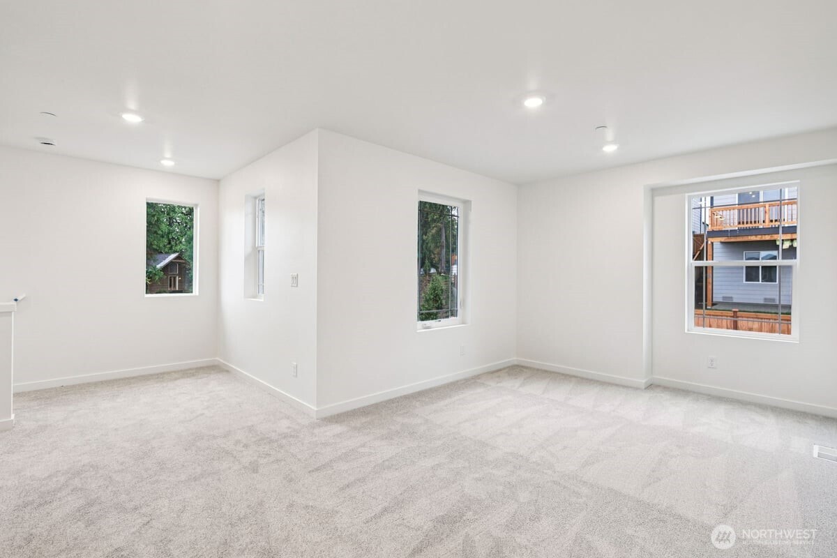 10304 6th Place SE #SW 13, Lake Stevens, WA 98258