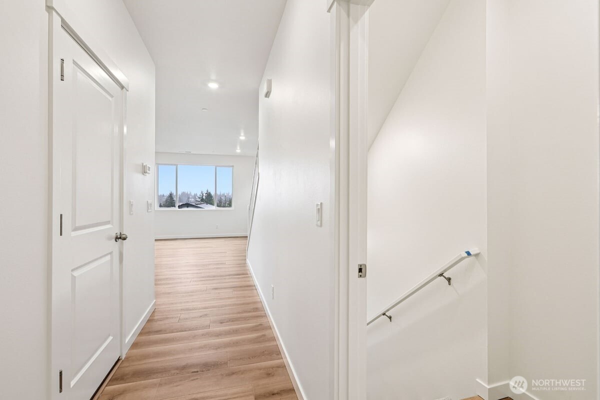 10304 6th Place SE #SW 13, Lake Stevens, WA 98258