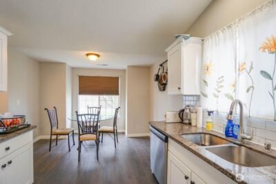 4605 NE 161st Avenue , Vancouver, WA 98682 - Photo 2