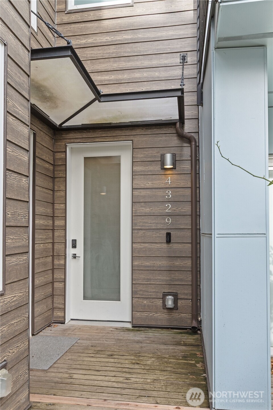 4329 Woodland Park Avenue N, Seattle, WA 98103