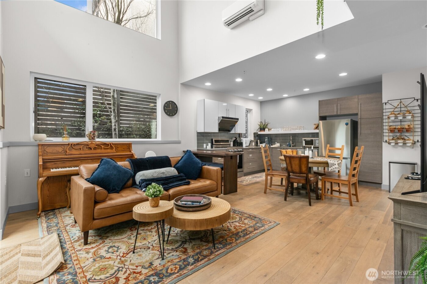 4329 Woodland Park Avenue N, Seattle, WA 98103