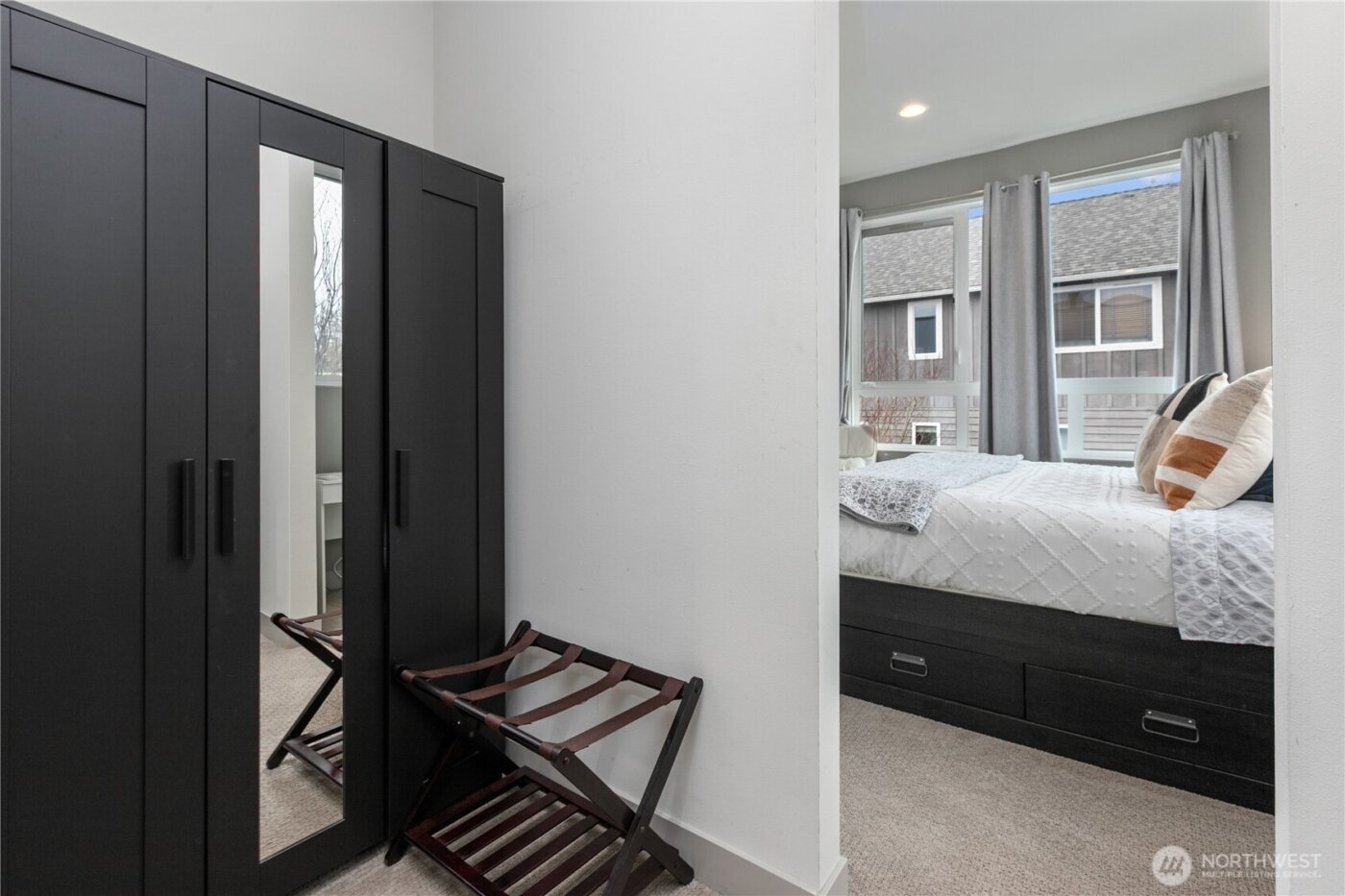 4329 Woodland Park Avenue N, Seattle, WA 98103