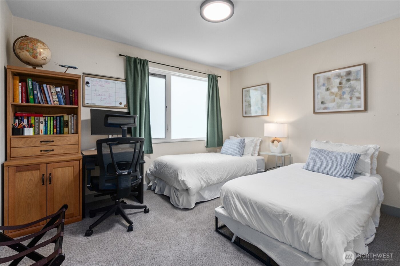 4329 Woodland Park Avenue N, Seattle, WA 98103