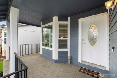 16541 Rainier View Drive SE, Yelm, WA 98597 - Photo 3