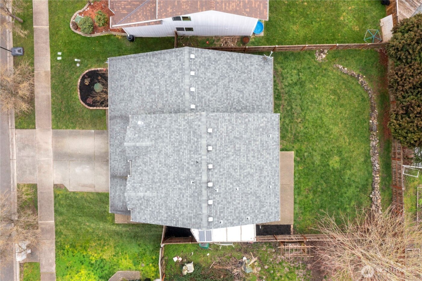 16541 Rainier View Drive SE, Yelm, WA 98597